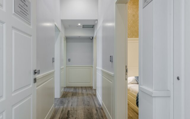 Roko Luxury Rooms