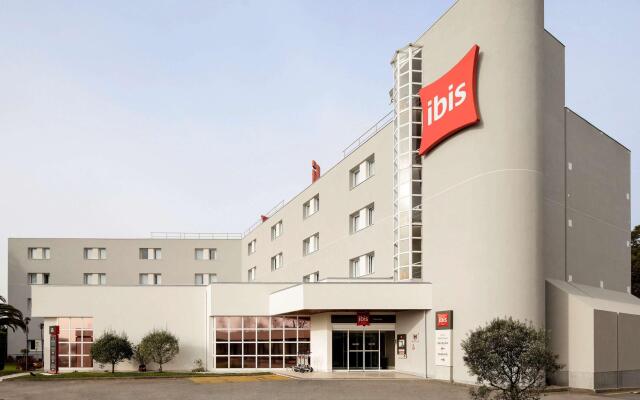 ibis Porto Gaia