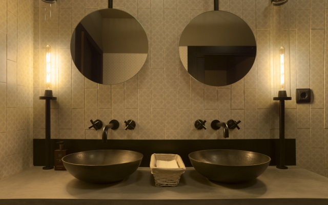 ICON Wipton by Petit Palace