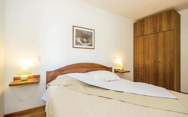 Nice Home in Icici With Wifi and 1 Bedrooms