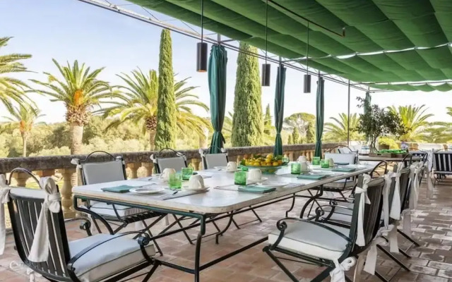 Countryside Villa With Terrace