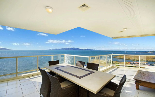 Mariners North Holiday Apartments