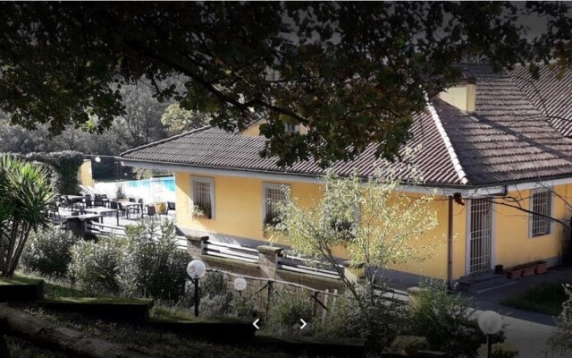 Agriturismo Il Casale Delle Ginestre