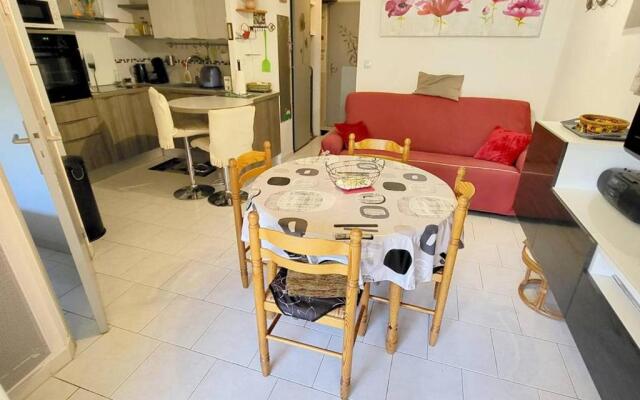 Appartement Six-Fours-les-Plages, 3 pièces, 4 personnes - FR-1-316-50