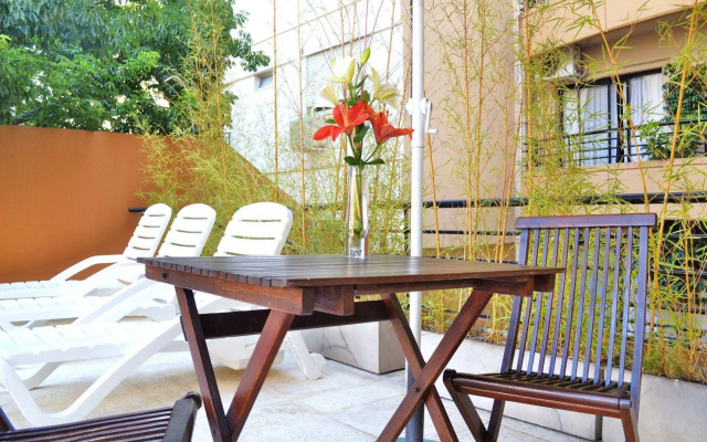 Sures Belgrano Suites