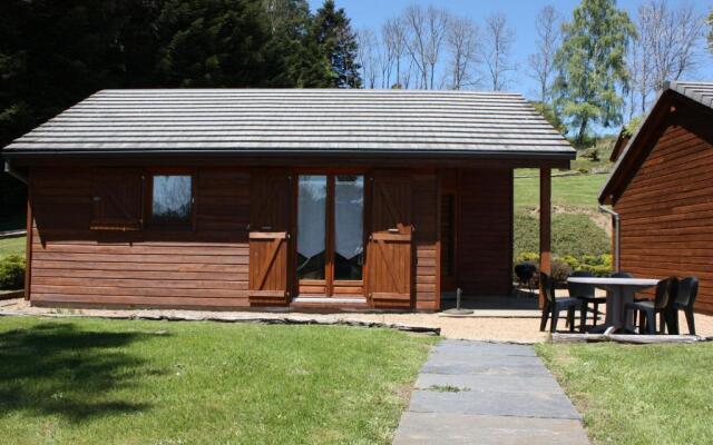 Volcans Vacances Les Chalets Du Lac