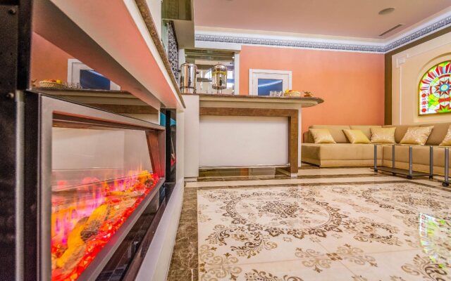 SKY RIVER Club Complex