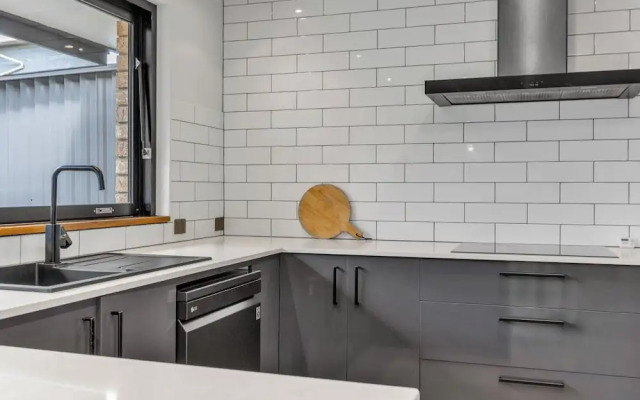 Ultimate Beachside Haven in Cabarita - Pet Friendly