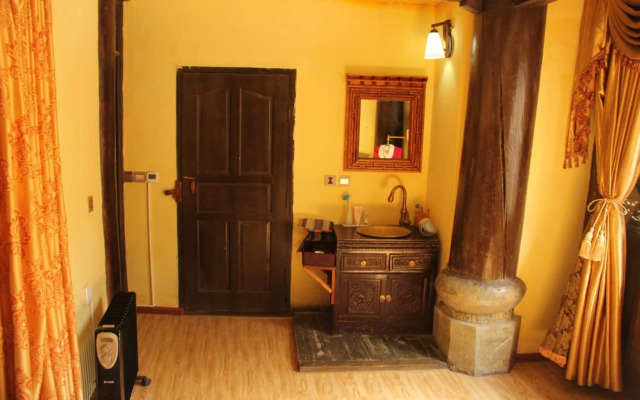 Mai Zhu Kung Gar Hotel