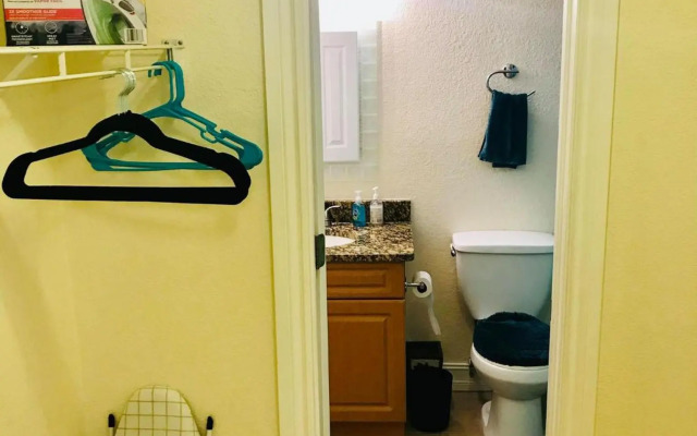 Spacious Condo close to Siesta