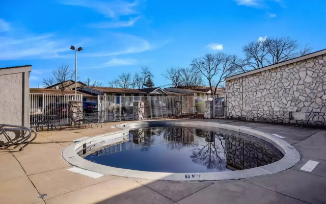 Rodeway Inn & Suites Fenton