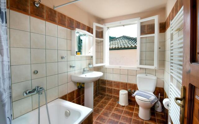 Aggelina in Lakka With 2 Bedrooms and 1 Bathrooms