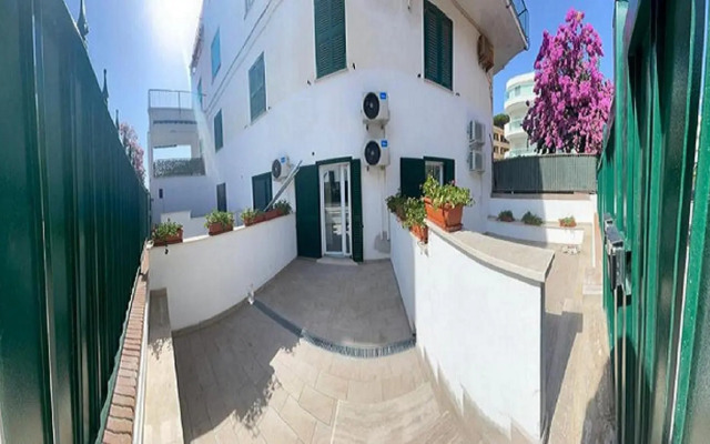 Riviera Albachiara Anzio B&B