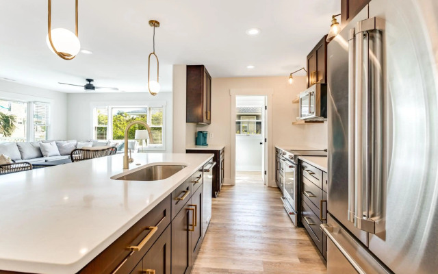 Family Tides by Sea Scape Properties