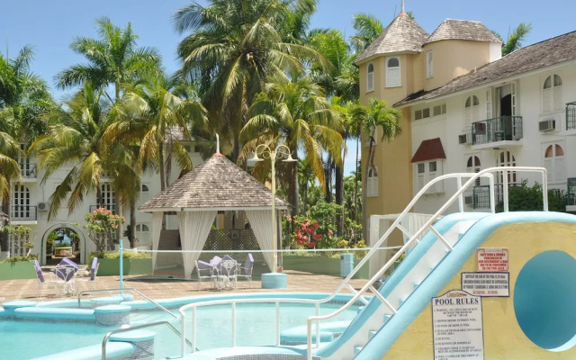 Palm View Apartment At Sandcastles
