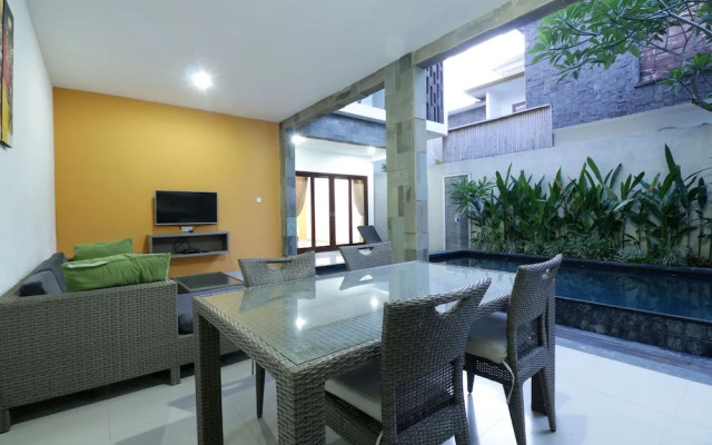 OYO 2693 The Ulun Kubu 4