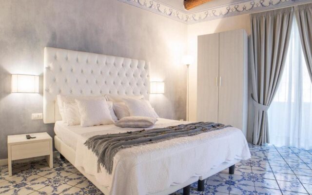 Morelli Suite