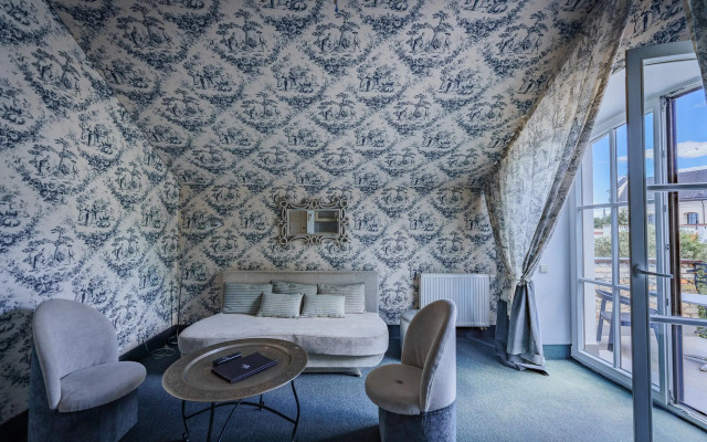 Moon Garden Boutique Hotel