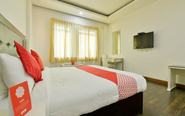 OYO 15092 Kavitha International