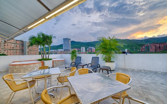 Diagonal Hotel Chipichape
