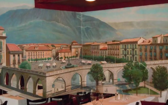 Manhattan Village Hotel