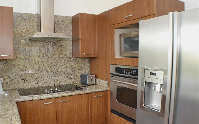 Acqua Residences