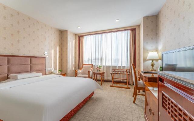 Baoding Zhong Yin Hotel