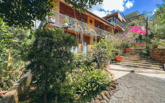 BAZAN HOME - Hotel & Bungalow