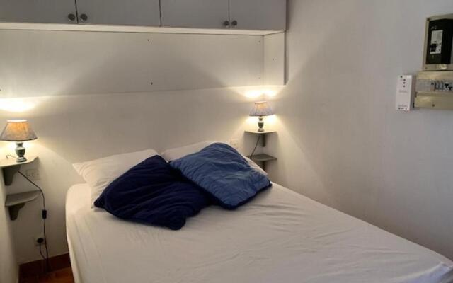 Appartement Balaruc-les-Bains, 1 pièce, 4 personnes - FR-1-503-77