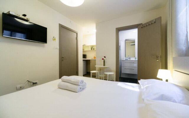 Dizengoff Inn