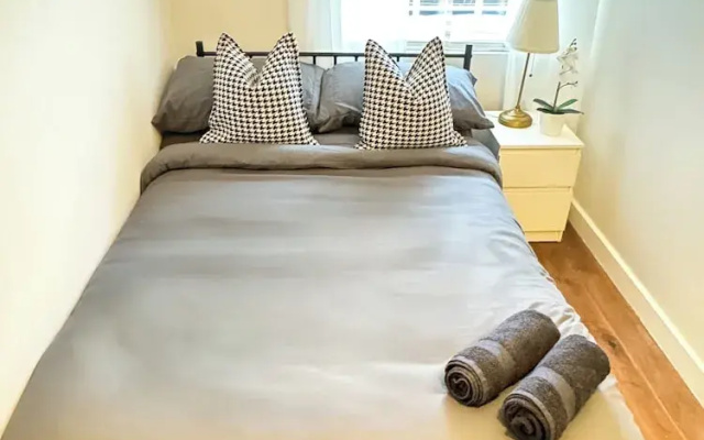 Comfortable One Bedroom Apartment London