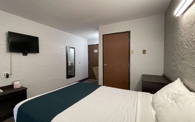 Travelodge Green Bay Lambeau