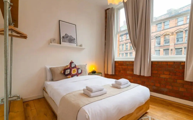 Characterful 2 Bedroom Apartment in Manchester