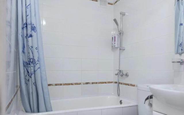 Апартаменты на проспекте Карла Маркса 102