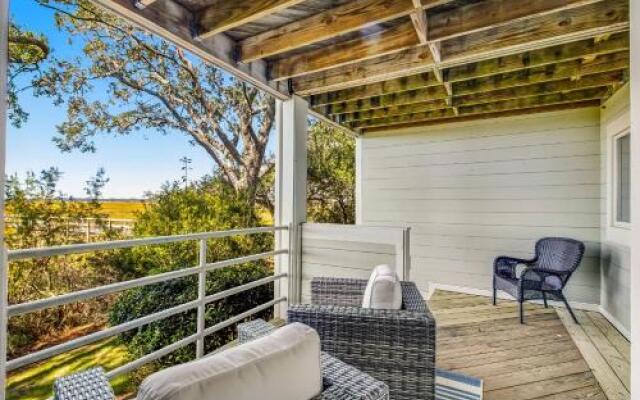 Shelter Cove 1722