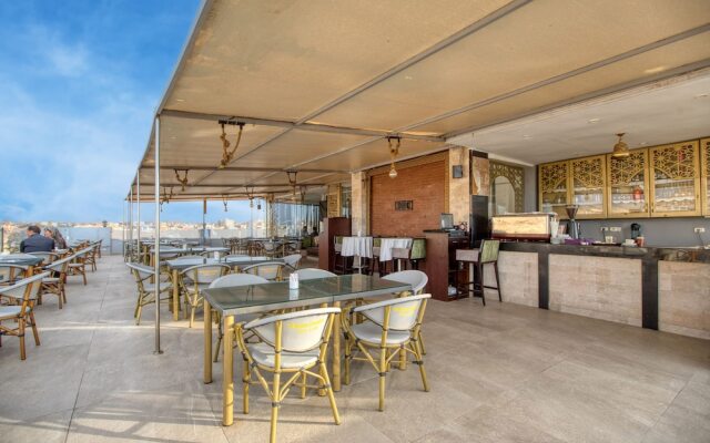 Mamlouk Pyramids Hotel