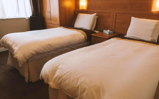 Trivelles Park Hotel