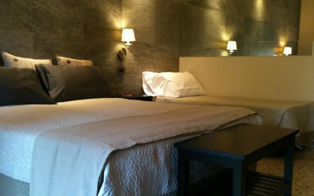 Guest House38