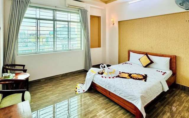 Duc Phuc Hotel