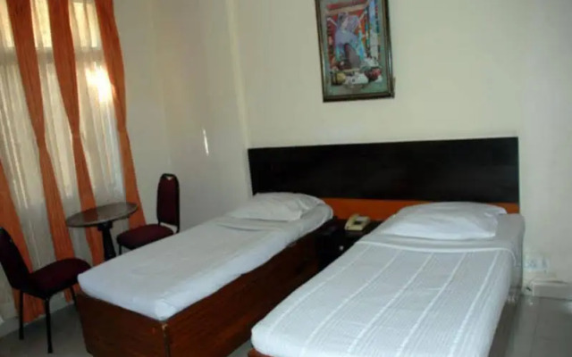 Hotel Anand Palace