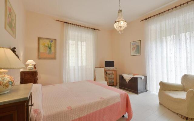 Boutique Home
