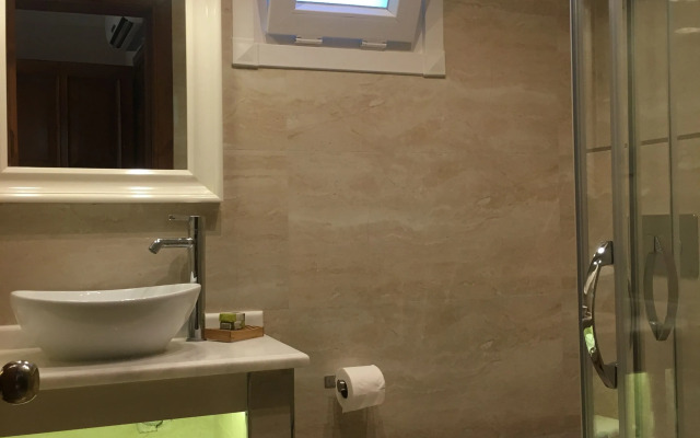 Agva Piccolo Mondo Hotel - Adults Only