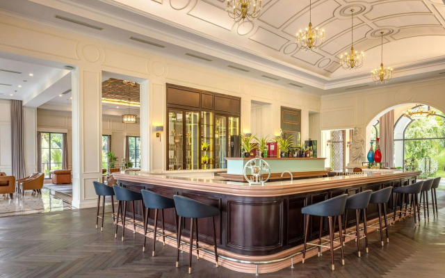 Melia Vinpearl Cam Ranh Beach Resort