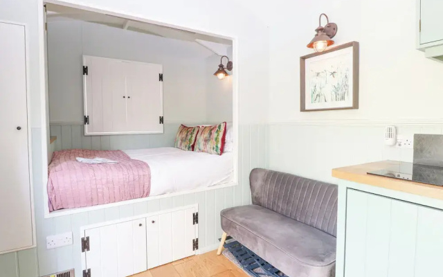 Damsel Shepherds Hut