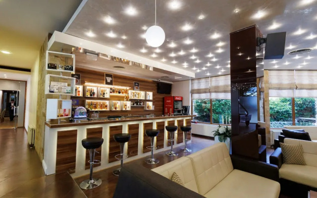 Green Wood Hotel & SPA