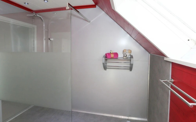 Splendid Villa in Middelkerke with Sauna, Hot Tub, Terrace