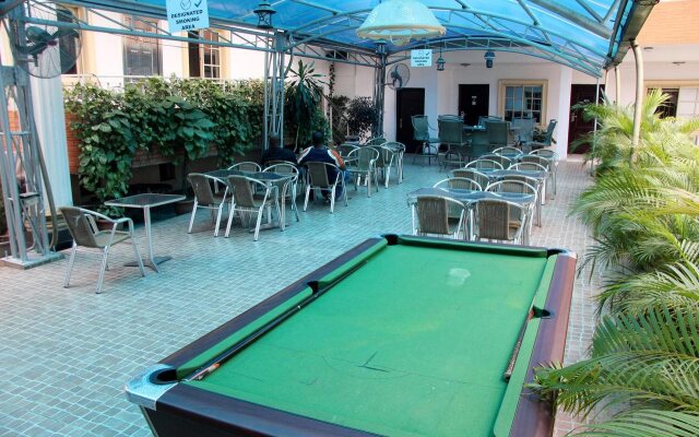 Whitehouse Hotels & Conference Centre
