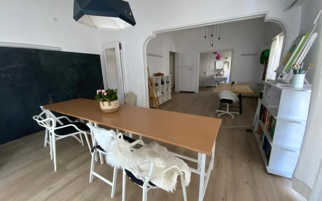 150m² Live/Work Unique&Sunlit Space in Athens