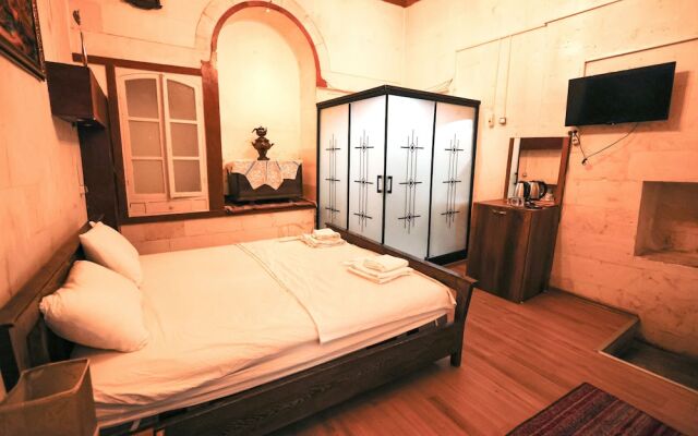 Serif Pasa Konaklari