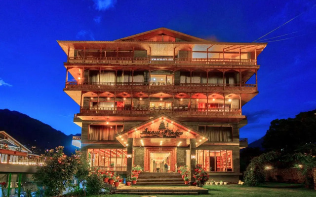 Snow Flakes Resort And Spa Centrally Heated Luxury Resort